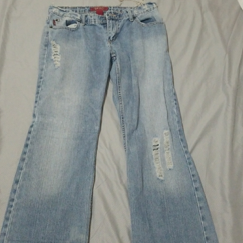 Jeans ripped
